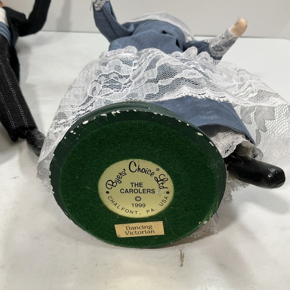 Byers Choice Christmas Carolers 1999 Victorian Dancing Couple - Picture 9 of 9